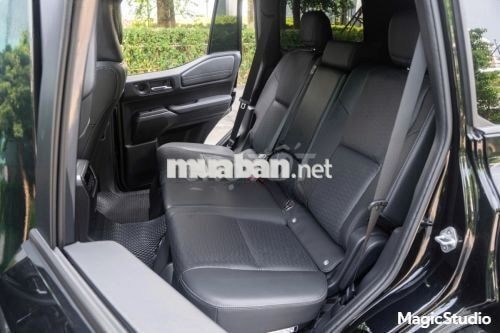 Xe Toyota Prado LC250 2.4L 2025 - 3 Tỷ 379 Triệu