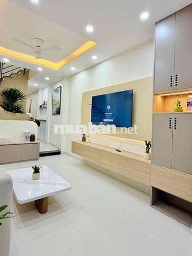 Nhỉnh 5 Tỷ -  38M²  - 2 Tầng -  NGÃ TƯ HÀNG XANH - HẺM THÔNG XVNT - XE