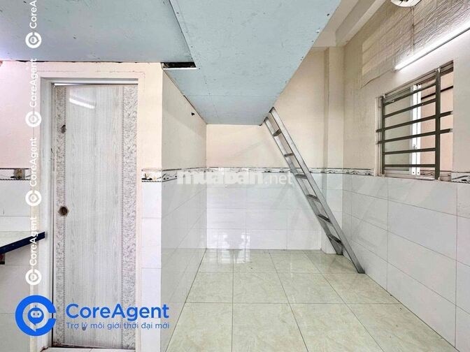 PHÒNG CÓ GÁC CỬA SỔ TRỜI SẴN MÁY LẠNH NGAY KẾ AEON TÂN PHÚ
