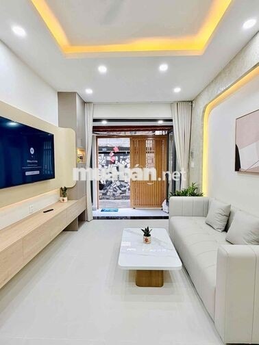 Nhỉnh 5 Tỷ -  38M²  - 2 Tầng -  NGÃ TƯ HÀNG XANH - HẺM THÔNG XVNT - XE