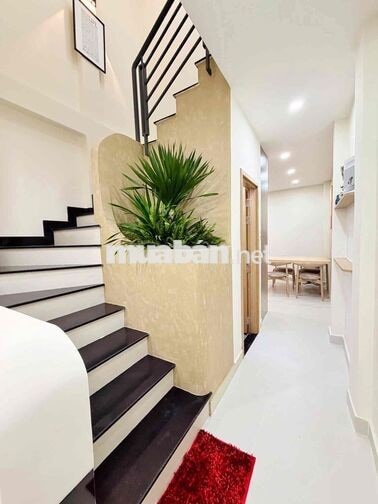 Nhỉnh 5 Tỷ -  38M²  - 2 Tầng -  NGÃ TƯ HÀNG XANH - HẺM THÔNG XVNT - XE