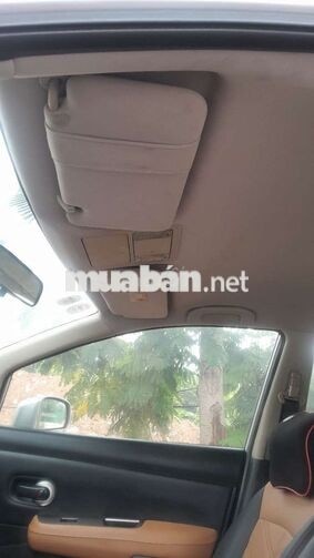 Nissan Tiida 2010 Bạc