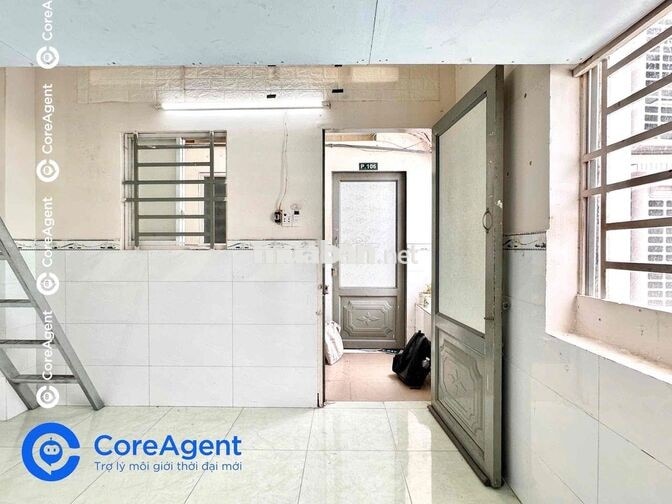 PHÒNG CÓ GÁC CỬA SỔ TRỜI SẴN MÁY LẠNH NGAY KẾ AEON TÂN PHÚ