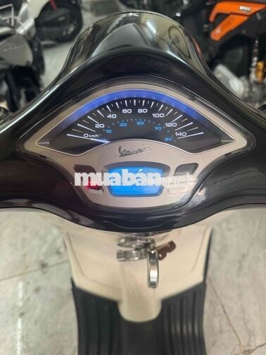 Piaggio Vespa Primavera 2017 màu trắng