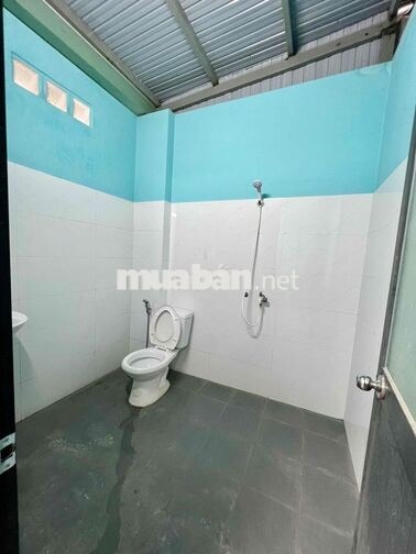Cho Thuê Xưởng Mới Xây DT 5x35m Có Gác Lửng Hẻm Rộng Xe Tải 5 Tấn