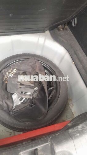 Nissan Tiida 2010 Bạc