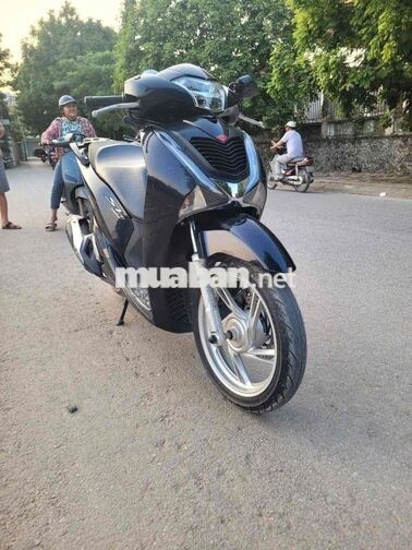 Honda SH 150 16522 km màu Đen