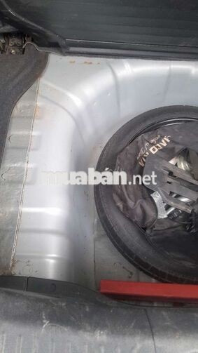 Nissan Tiida 2010 Bạc