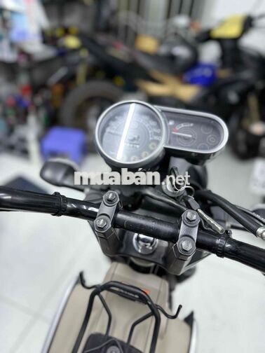 Yamaha PG-1 2025 mới 8 ngàn km thầy giáo đi kỹ