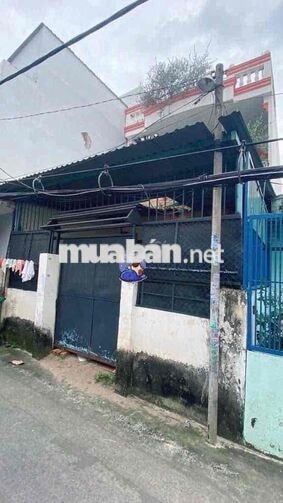 Cần bán nhà khu dân cư yên tĩnh