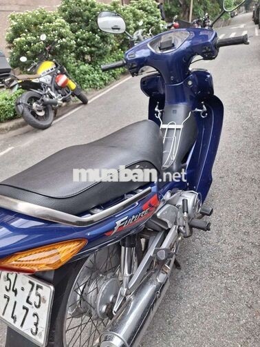 Honda Future 1 Xanh Việt Nam