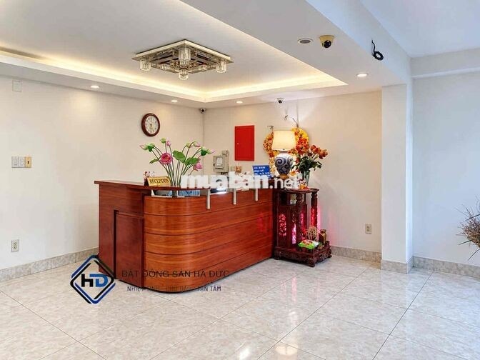 Toà nhà 7 lầu mặt tiền đường 26 phòng có hầm để xe