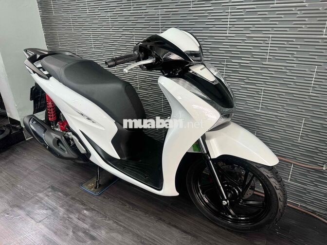 Honda SH125 2020 12.000 km Trắng đen