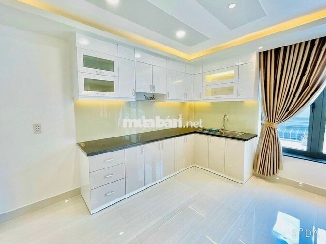 Cho thuê nhà HXH 212B/6A Nguyễn Trãi P.Nguyễn Cư Trinh, Quận 1.