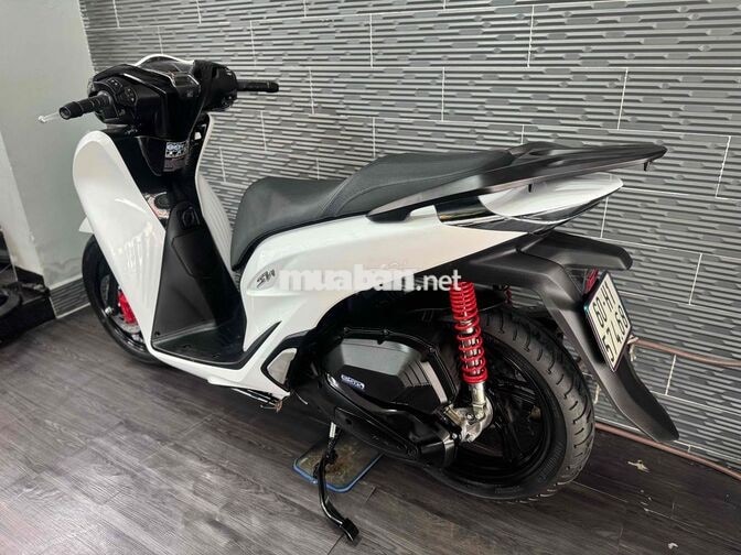 Honda SH125 2020 12.000 km Trắng đen