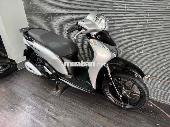 Honda SH Mode 2018 Bạc đen sporty Bstp