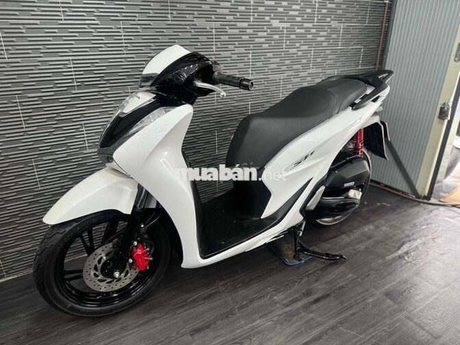 Honda SH125 2020 12.000 km Trắng đen