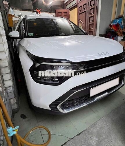 KIA Carens 2023 7 chỗ màu Trắng