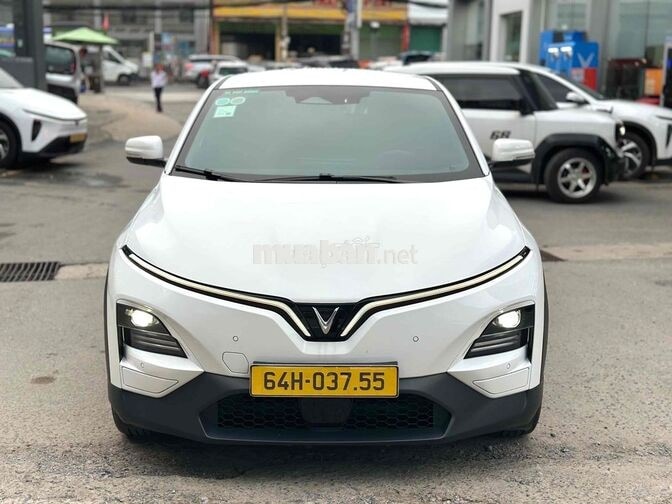 VinFast VF6 2025 Eco Mua Pin Free sạc ko giới hạn