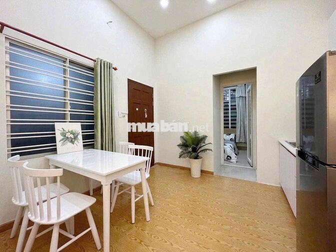 CHÍNH CHỦ CHO THUÊ CĂN 2PN + 1PN CÓ CỬA SỔ THOÁNG NGAY LÊ VĂN SỸ