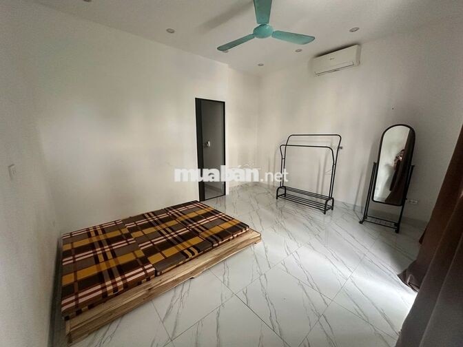 Cho thuê liền kề Sao Biển chỉ 7 triệu/tháng. 