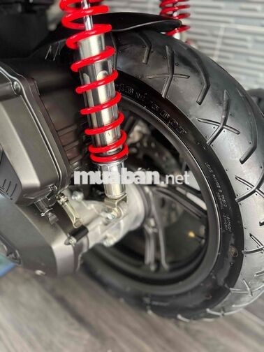 Honda SH 125i 2025 ABS Sporty 3000 km Xám