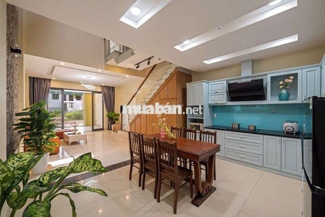 cho thuê nhà sát cầu Trần Thị Lý 4pn