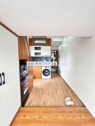 Siêu phẩm CCMN 25m2 Full đồ, máy giặt riêng, ban công tại Trung Kính