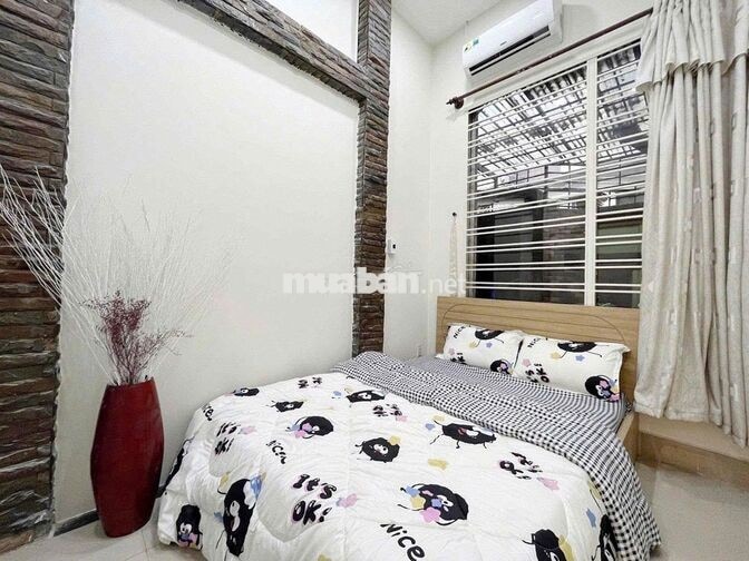 CHÍNH CHỦ CHO THUÊ CĂN 2PN + 1PN CÓ CỬA SỔ THOÁNG NGAY LÊ VĂN SỸ