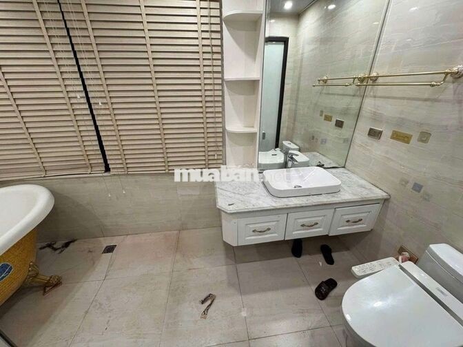 ( liền kề) kdt Romantic Park Nghĩa Đô 150mx5T 6PN oto tránh spa cafe