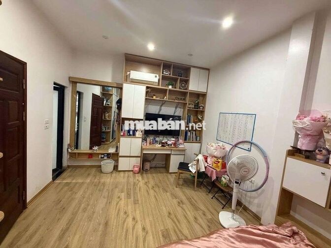 ( Xinh Đẹp) Nguyễn Khang 35mx5T 3pn hơn 10tr phun đồ an ninh ở ngay