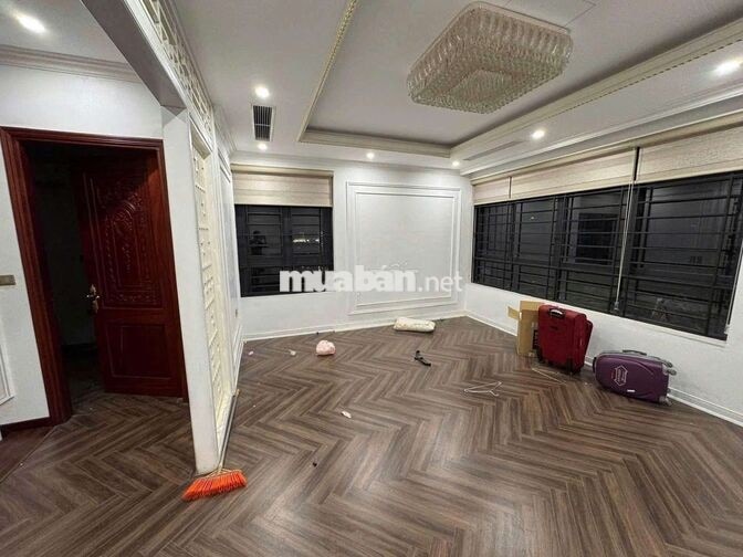 ( liền kề) kdt Romantic Park Nghĩa Đô 150mx5T 6PN oto tránh spa cafe