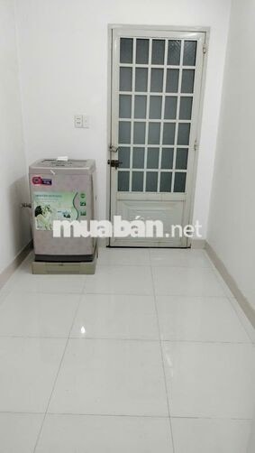 Cho thuê nhà nguyên căn mặt tiền hẻm 2329 thông 2295