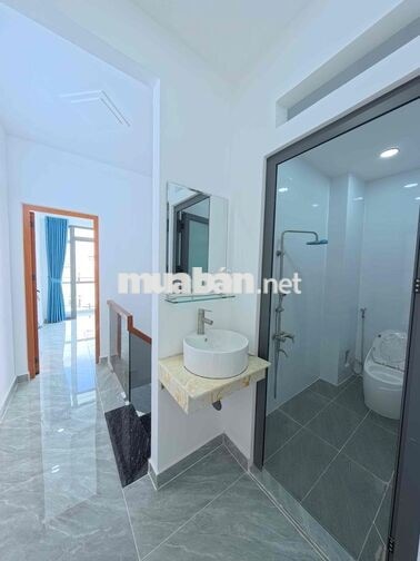 TÌM ĐÂU RA 56m2 NHÀ ĐẸP 3đ KHU LÊ VĂN QUỚI ANH CHỊ ƠI..