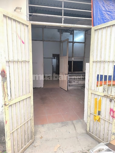 CC CHO THUÊ nhà C4, DT 40m2 tại số 30A ngõ 232 Trần Điền.