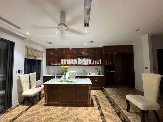 ( liền kề) kdt Romantic Park Nghĩa Đô 150mx5T 6PN oto tránh spa cafe