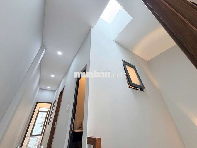 TÀI CHÍNH 5 TỶ NHÀ ĐẸP 2 LẦU 4X20 — Gần Aeon Tân Phú TÂN KỲ TÂN QUÝ