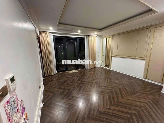 ( liền kề) kdt Romantic Park Nghĩa Đô 150mx5T 6PN oto tránh spa cafe