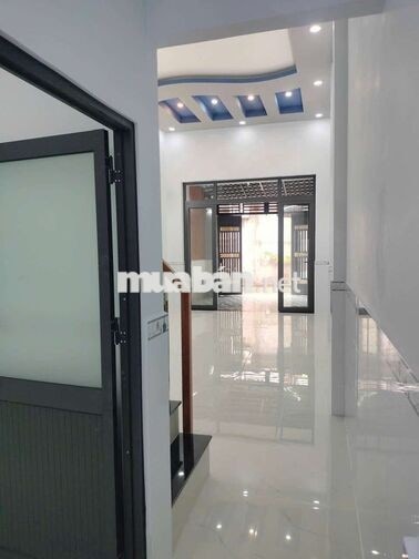 nhà DT 4 x 20 . Giá 2 tỷ 630 . Đường Nguyễn Thị Tú hẻm 205/1/32
