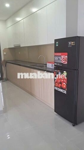 CĂN HỘ GÓC TẦNG CAO VIEW ĐẸP 2PN2WC SẴN MÁY LẠNH TỦ LẠNH RÈM TỦ BẾP