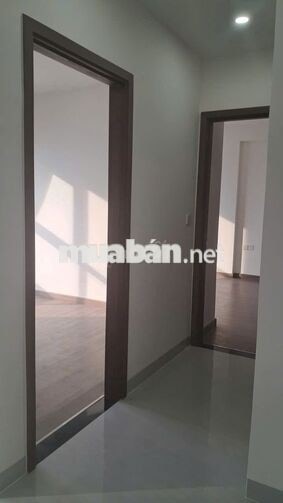 CĂN HỘ GÓC TẦNG CAO VIEW ĐẸP 2PN2WC SẴN MÁY LẠNH TỦ LẠNH RÈM TỦ BẾP