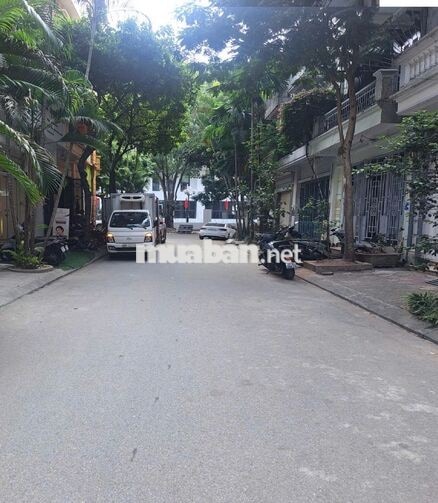 Nhà liền kề đường Trung Yên 11 - 70M2 x 5 Tầng, Mặt tiền 5m - 35 triệu
