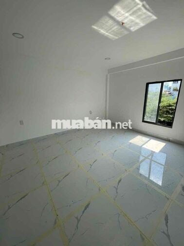 3ty nhà mới ngay cạnh khu tên lửa dtsd 100m2