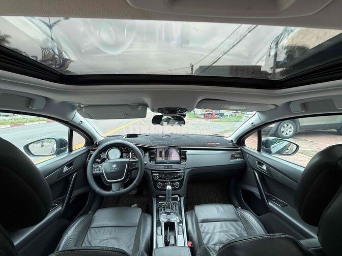 Peugeot 508 Tự động 5 chỗ màu Đen