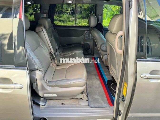 Gia đình cần bán TOYOTA SIENNA 2010 LE