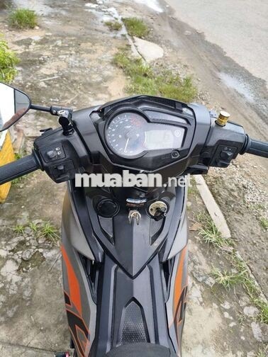 Yamaha Exciter 150 màu Xám cam