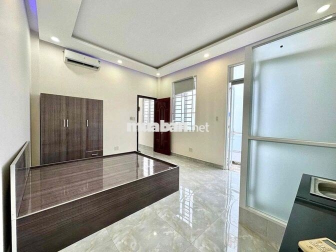 BAN CÔNG SẴN NỘI THẤT CƠ BẢN GẦN VHU | HIU CS2 | ĐẦM SEN