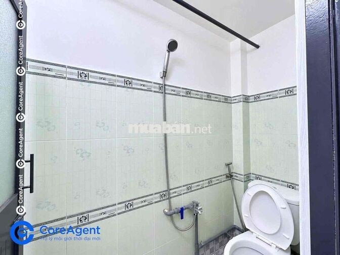 Phòng Gác Cao Đứng Được Ngay Lê Trọng Tấn Gần Aeon Tân Phú