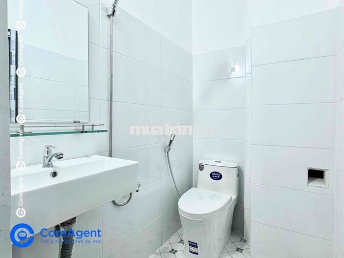 CHO THUÊ PHÒNG GÁC CỬA SỔ TRỜI MỚI XÂY GẦN AEON TÂN PHÚ CÔNG THƯƠNG