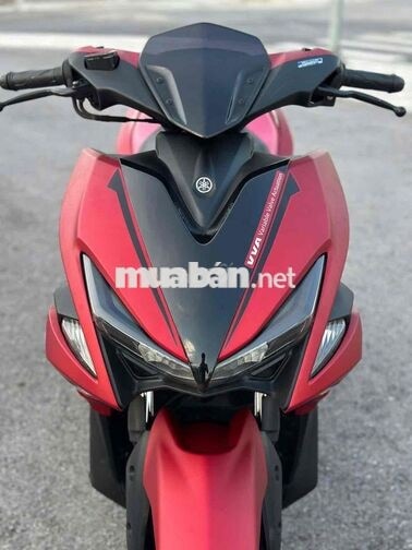 Yamaha NVX 125 ABS màu Đỏ nhám